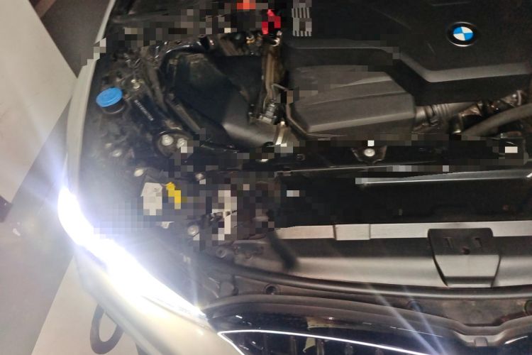 Used BMW 3 Series 2025 330Li Luxury Edition M Sport Night Edition Package Engine Bay Right