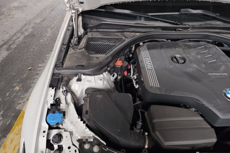 Used BMW 3 Series 2025 325Li M Sport Package Engine Bay Right