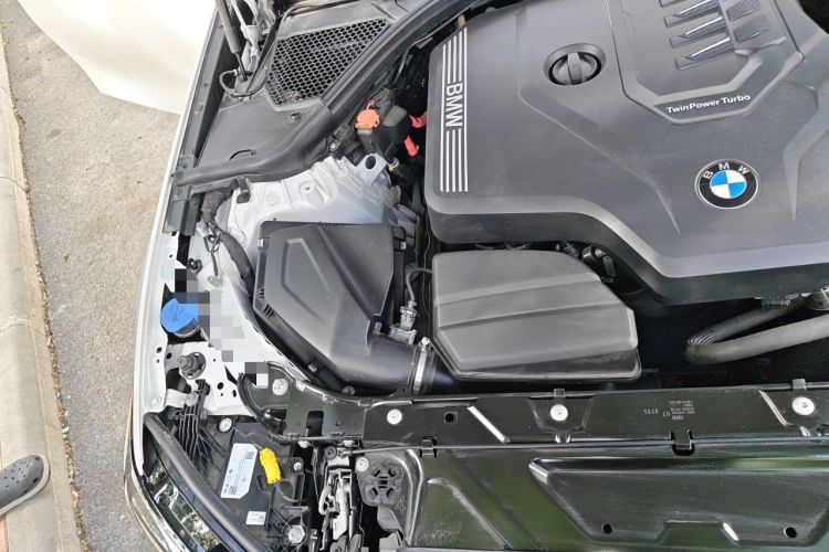 Used BMW 3 Series 2025 325Li M Sport Package Engine Bay Right