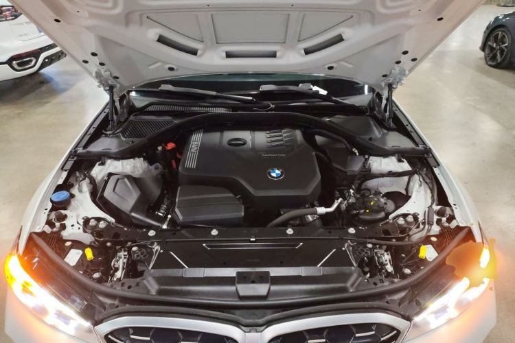 Used BMW 3 Series 2025 325Li M Sport Package Engine Bay