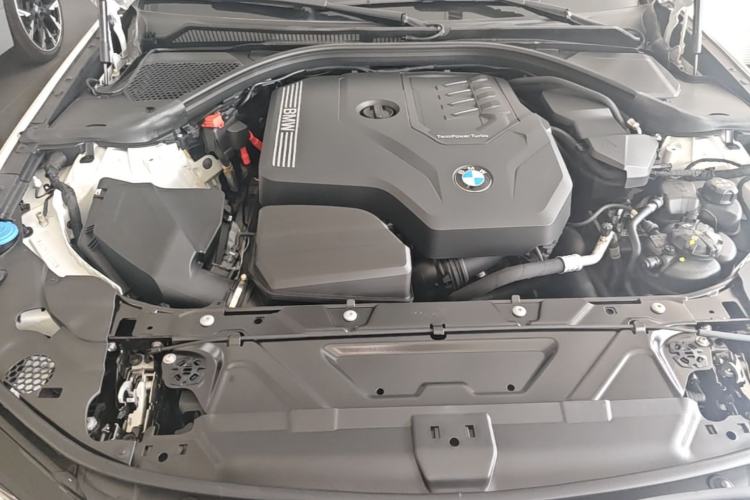 Used BMW 3 Series 2025 330Li M Sport Shadowline Package Engine Bay