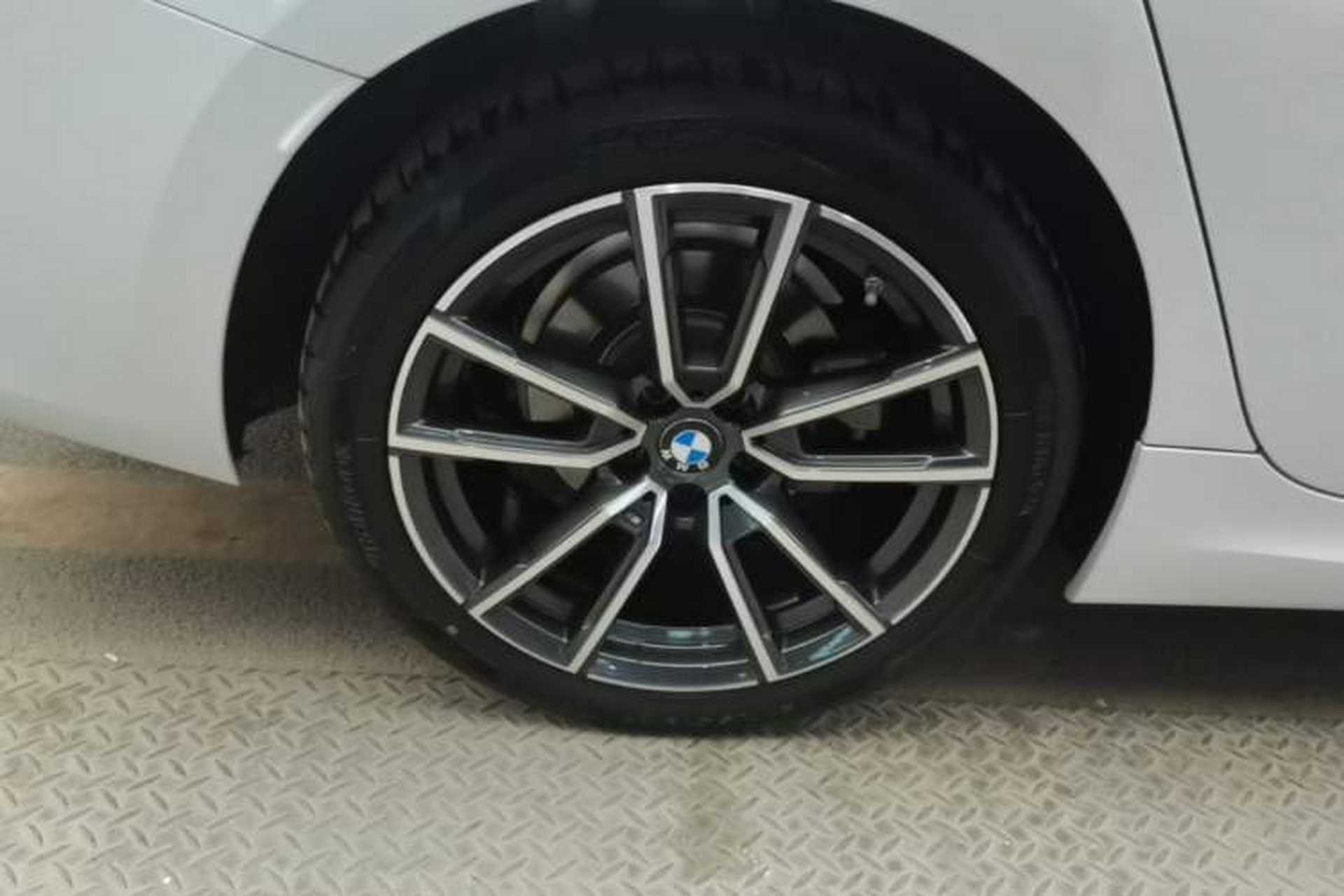 Used BMW 3 Series 2025 325Li M Sport Package Exterior 2