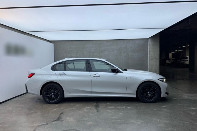 Used BMW 3 Series 2025 330Li M Sport Shadowline Package Exterior 3
