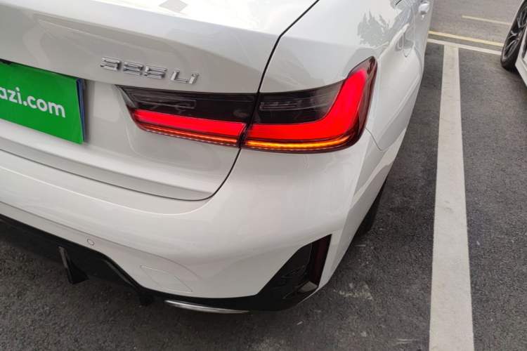 Used BMW 3 Series 2025 325Li M Sport Package Exterior 3