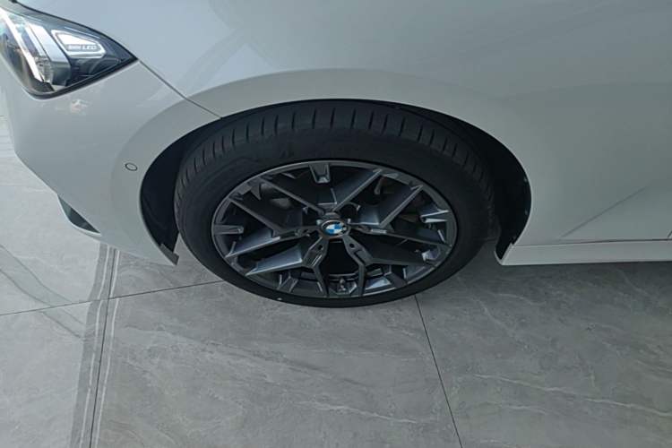 Used BMW 3 Series 2025 330Li M Sport Shadowline Package Exterior 4