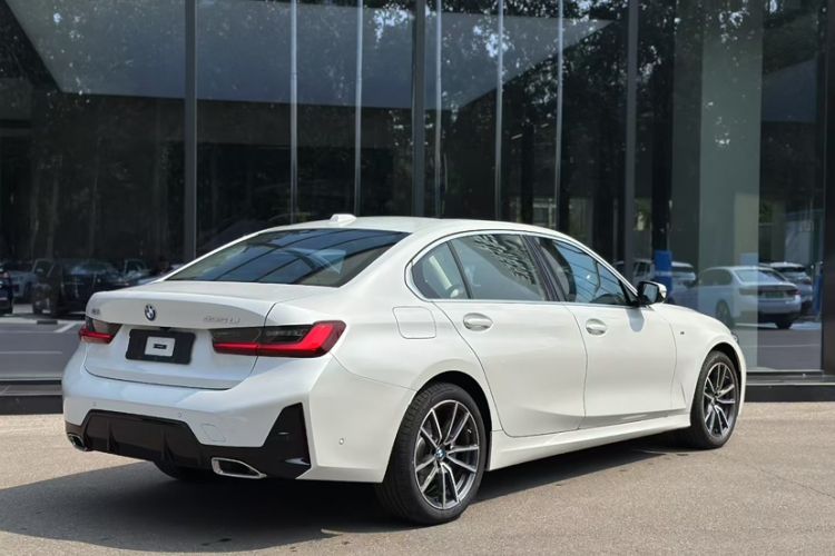 Used BMW 3 Series 2025 325Li M Sport Package Exterior 5