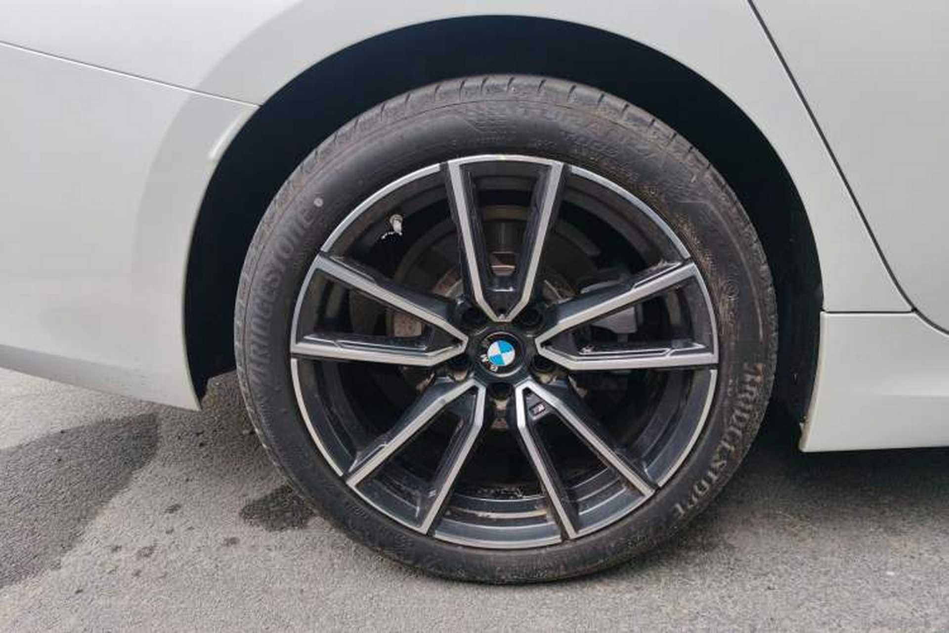 Used BMW 3 Series 2025 325Li M Sport Package Exterior 5
