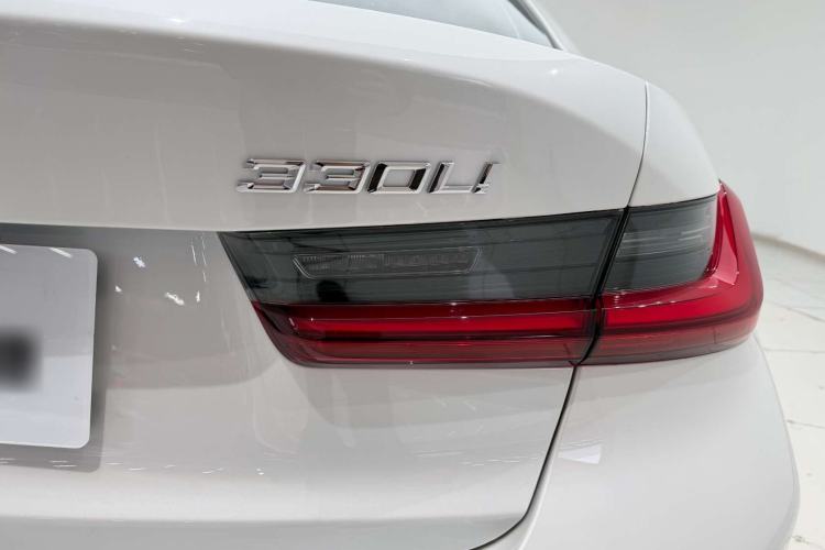 Used BMW 3 Series 2025 330Li M Sport Shadowline Package Exterior 7