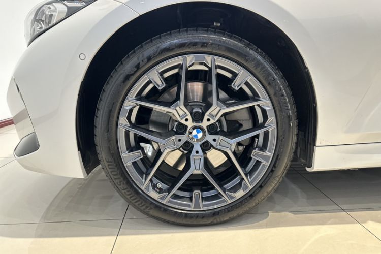 Used BMW 3 Series 2025 330Li M Sport Shadowline Package Exterior 7