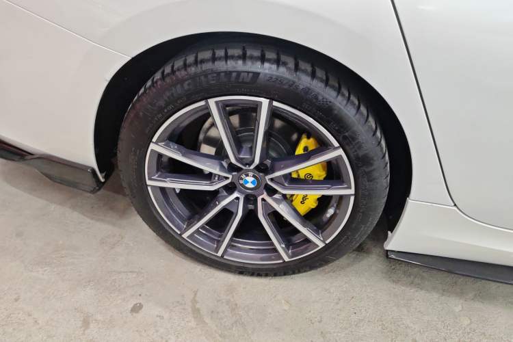 Used BMW 3 Series 2025 325Li M Sport Package Exterior 8
