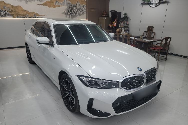 Used BMW 3 Series 2025 325Li M Sport Package Front Right 45 Deg