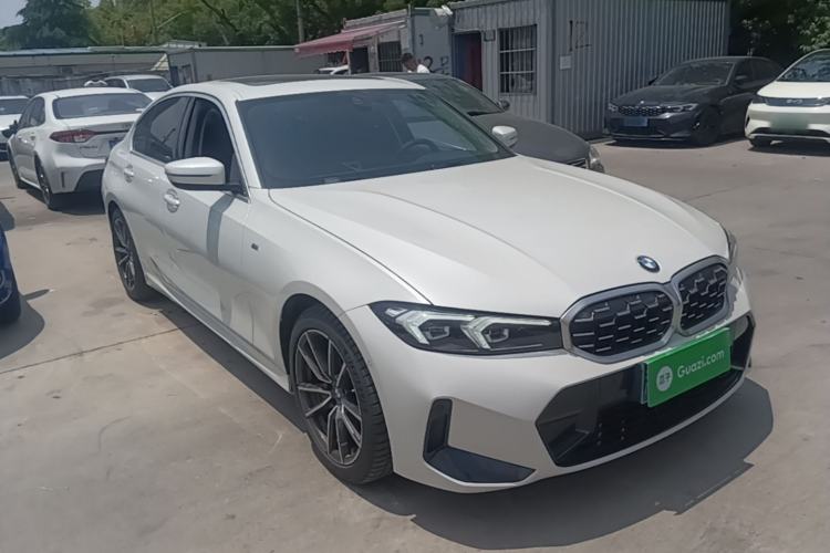 Used BMW 3 Series 2025 325i M Sport Package Front Right 45 Deg