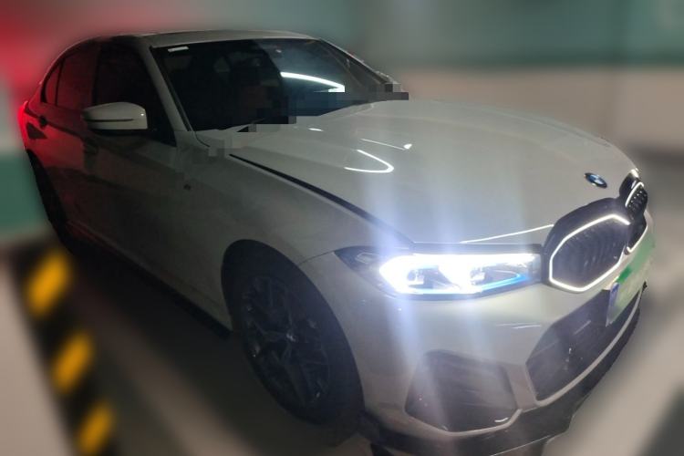 Used BMW 3 Series 2025 330Li Luxury Edition M Sport Night Edition Package Front Right 45 Deg