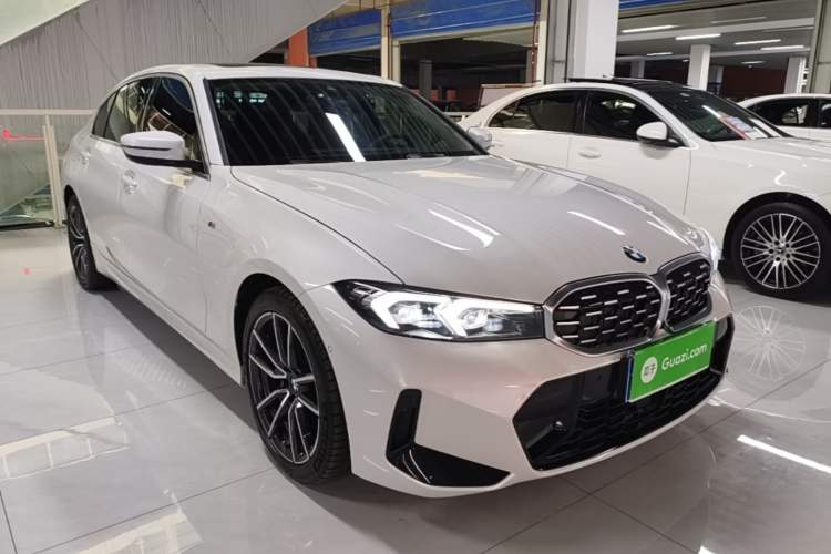 Used BMW 3 Series 2025 325Li M Sport Package Front Right 45 Deg