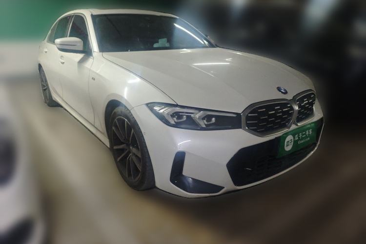 Used BMW 3 Series 2025 325Li M Sport Package Front Right 45 Deg