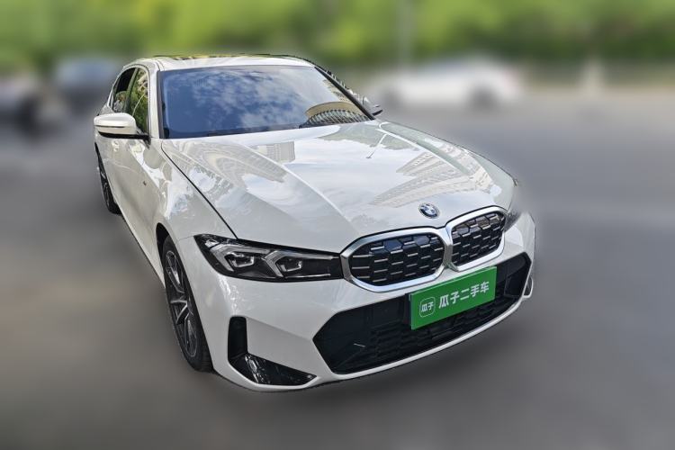 Used BMW 3 Series 2025 325Li M Sport Package Front Right 45 Deg