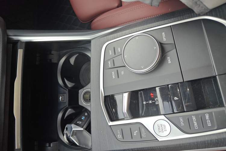 Used BMW 3 Series 2025 325Li M Sport Package Gear Lever