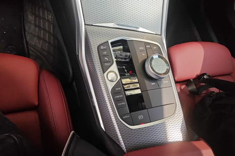 Used BMW 3 Series 2025 330i M Sport Night Edition Package Gear Lever