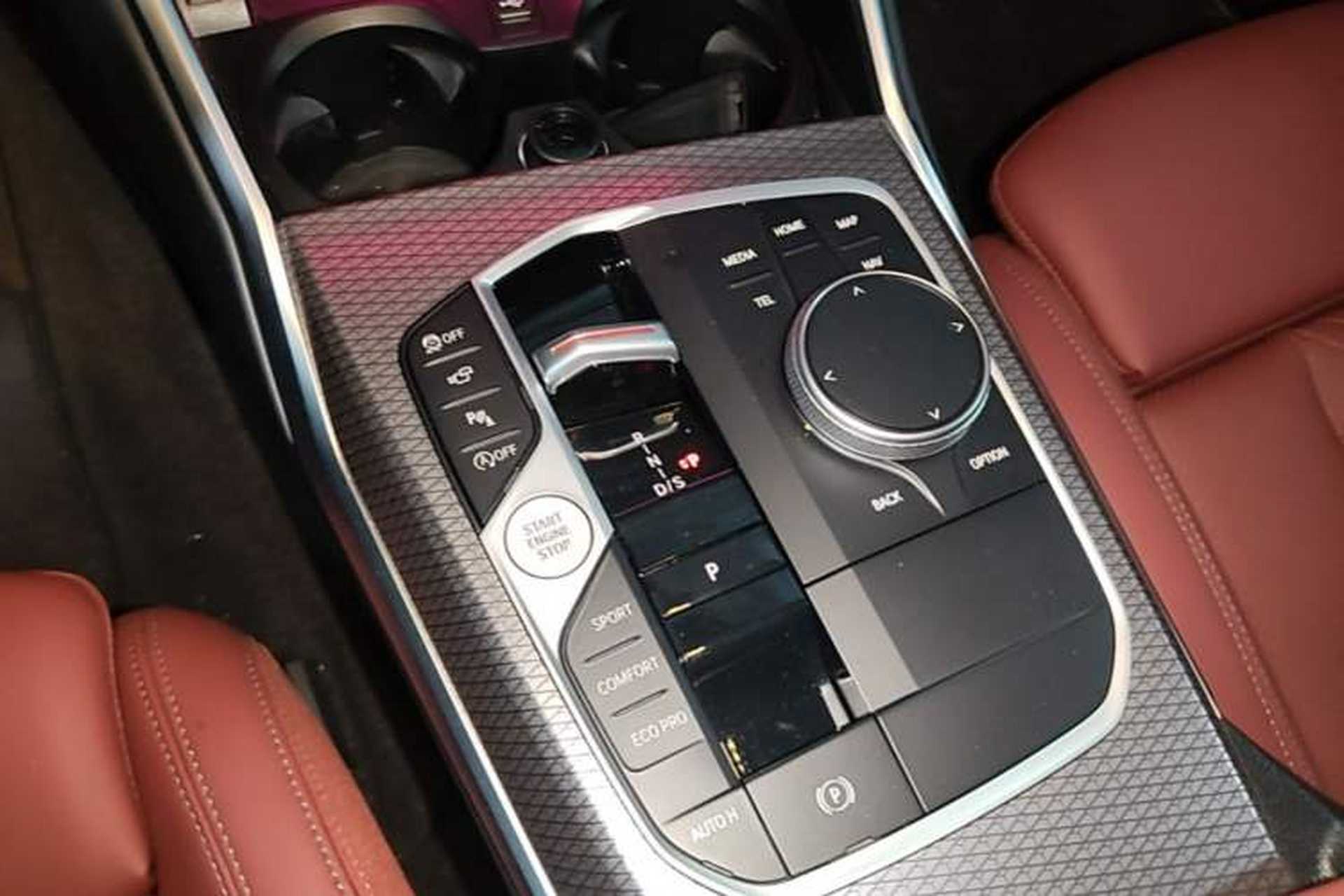 Used BMW 3 Series 2025 330Li M Sport Shadowline Package Gear Lever