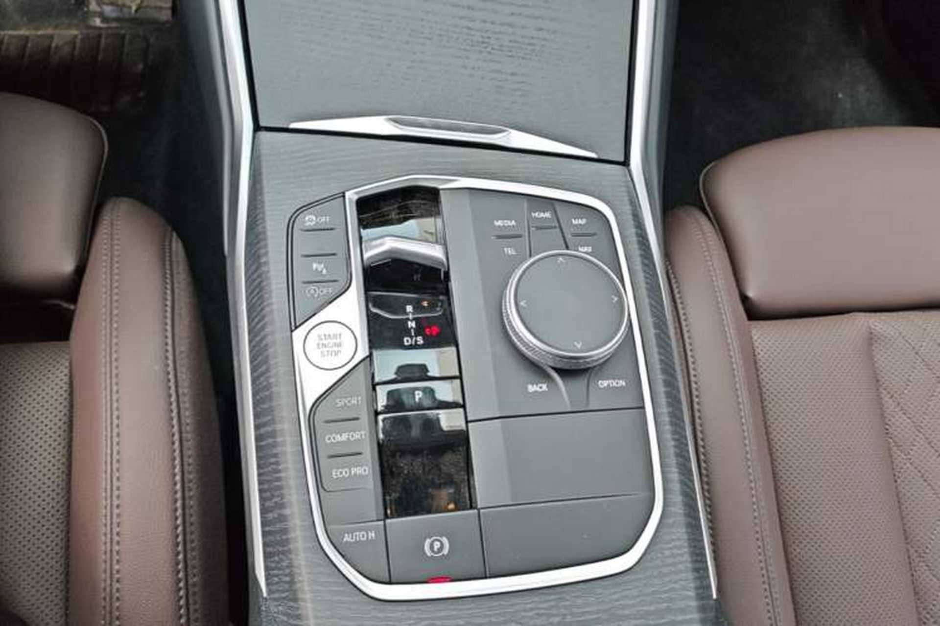 Used BMW 3 Series 2025 325Li M Sport Package Gear Lever