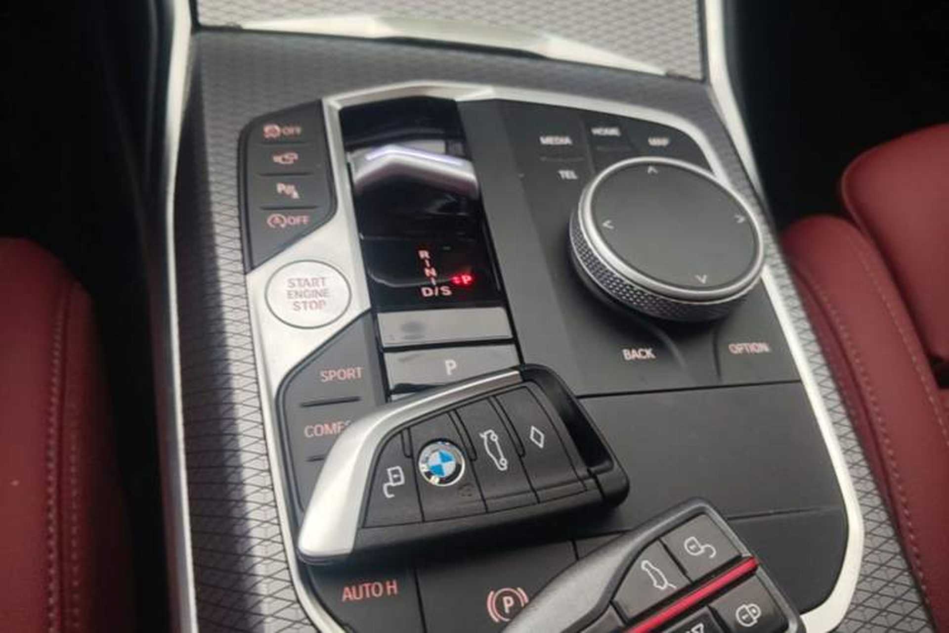 Used BMW 3 Series 2025 330Li M Sport Shadowline Package Gear Lever
