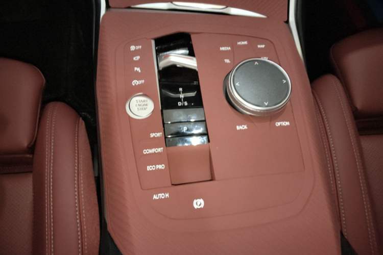 Used BMW 3 Series 2025 325i M Sport Package Gear Lever