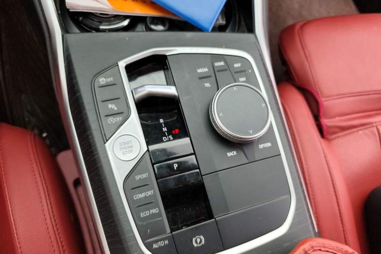Used BMW 3 Series 2025 325Li M Sport Package Gear Lever