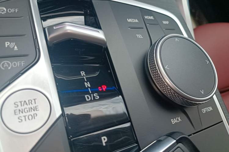 Used BMW 3 Series 2025 325Li M Sport Package Gear Lever