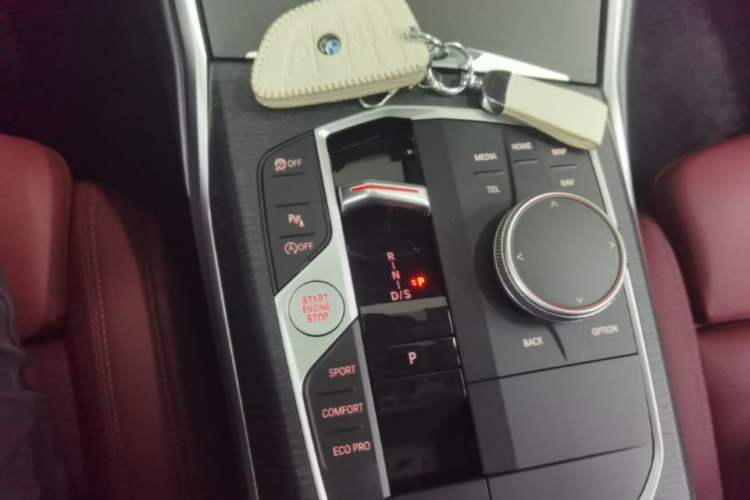 Used BMW 3 Series 2025 325Li M Sport Package Gear Lever