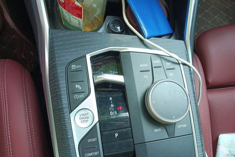 Used BMW 3 Series 2025 325Li M Sport Package Gear Lever