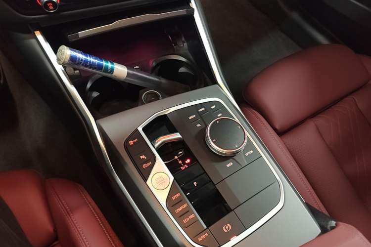 Used BMW 3 Series 2025 325i M Sport Package Gear Lever