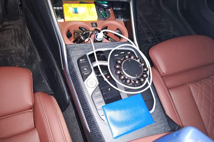 Used BMW 3 Series 2025 325Li M Sport Package Gear Lever