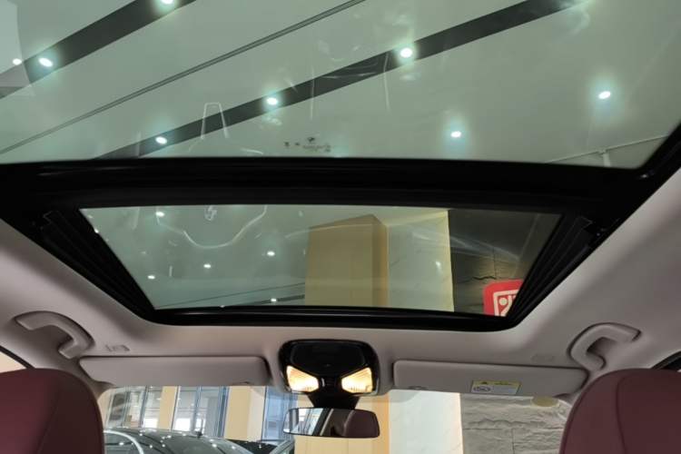 Used BMW 3 Series 2025 330Li M Sport Shadowline Package Headliner