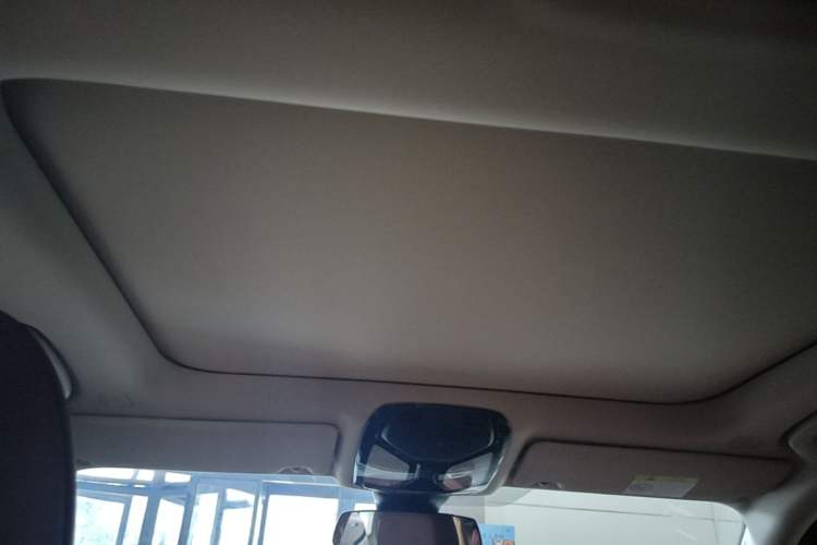 Used BMW 3 Series 2025 325i M Sport Package Headliner
