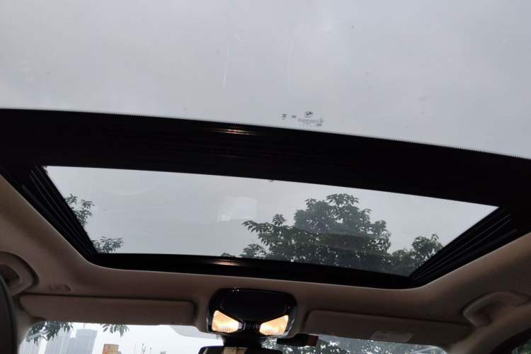 Used BMW 3 Series 2025 325Li M Sport Package Headliner