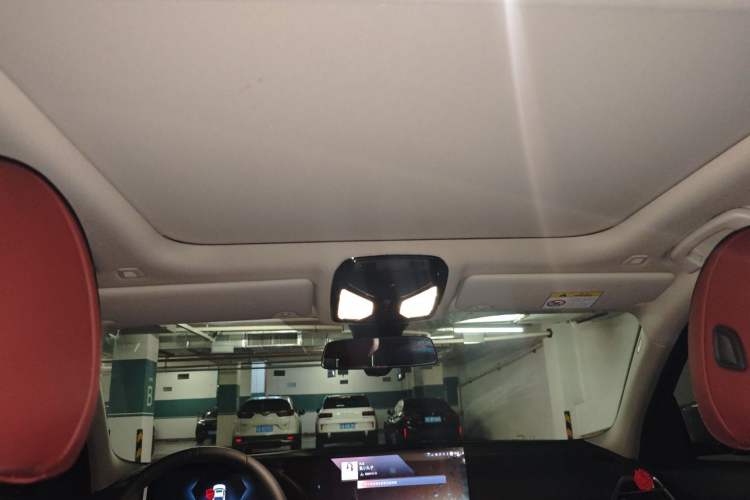 Used BMW 3 Series 2025 325i M Sport Package Headliner