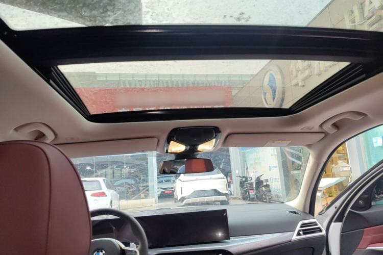 Used BMW 3 Series 2025 330Li M Sport Shadowline Package Headliner