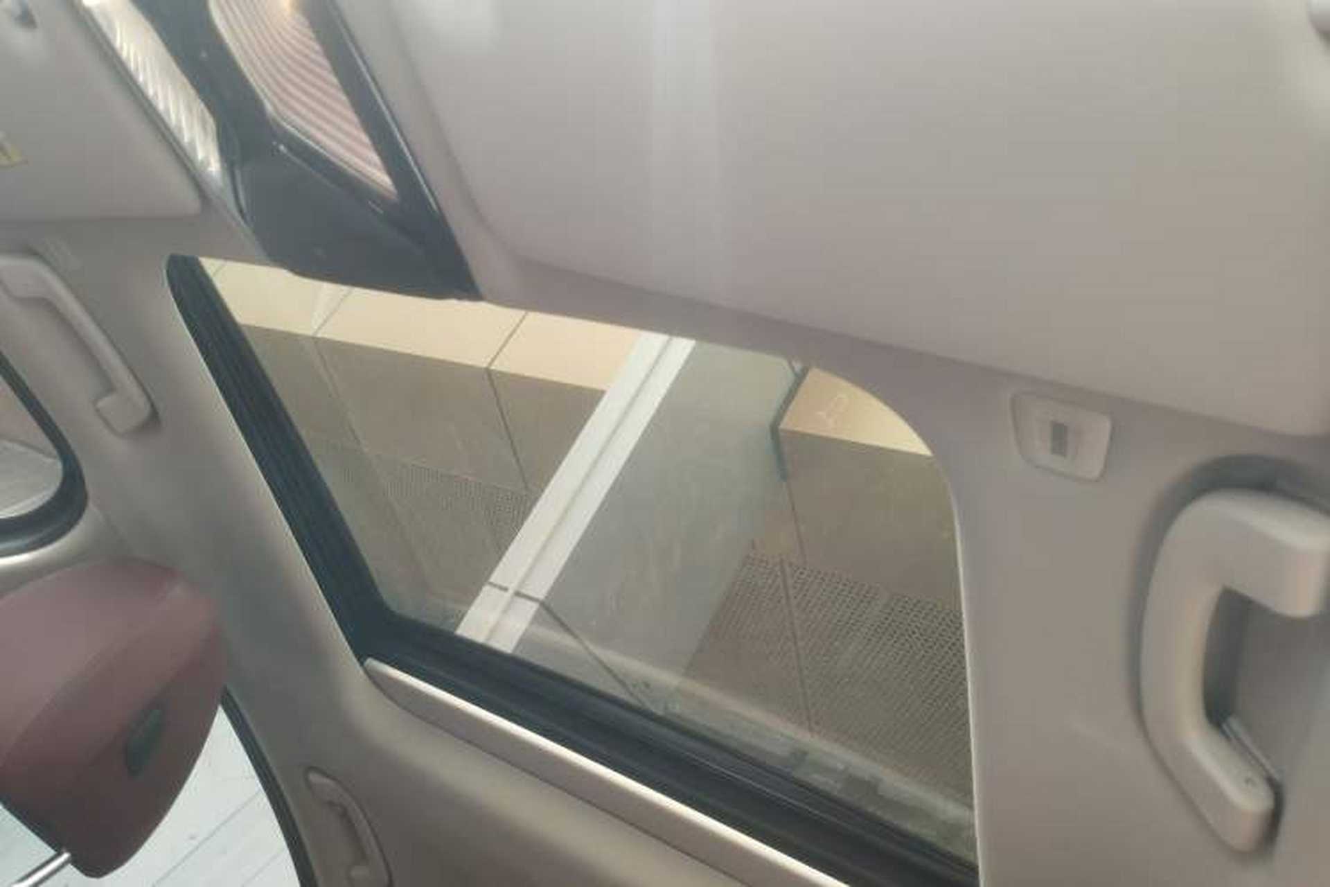 Used BMW 3 Series 2025 325i M Sport Package Headliner