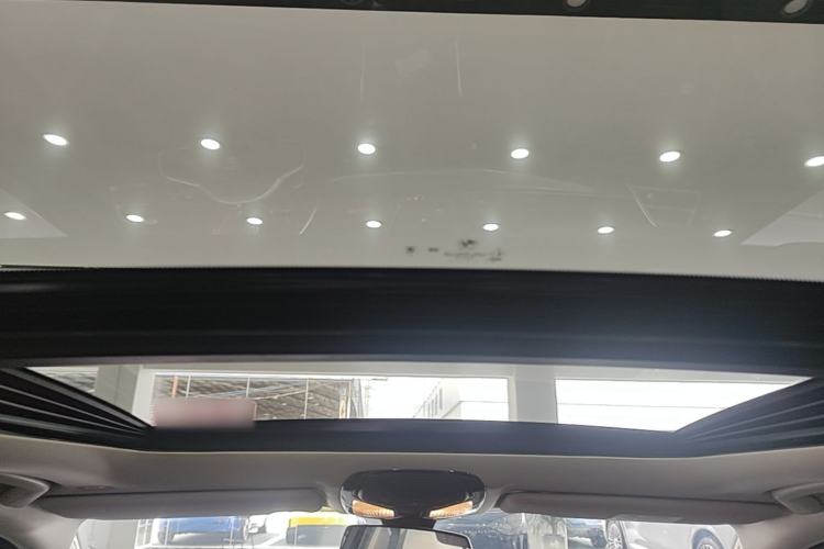 Used BMW 3 Series 2025 330Li M Sport Shadowline Package Headliner