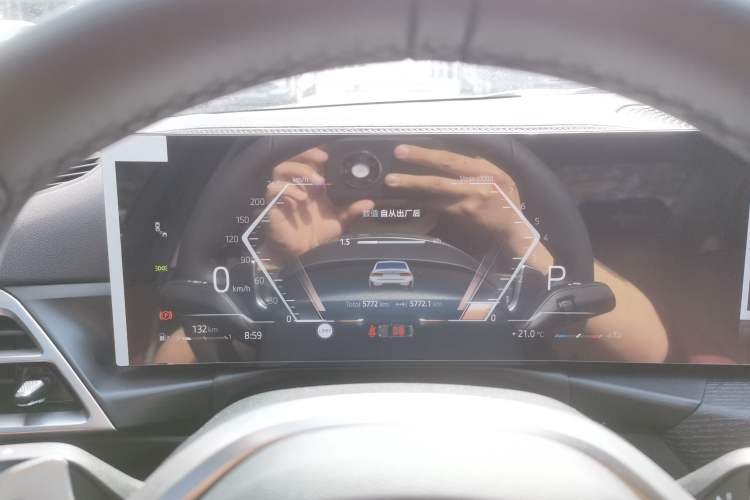 Used BMW 3 Series 2025 325Li M Sport Package Instrument Cluster