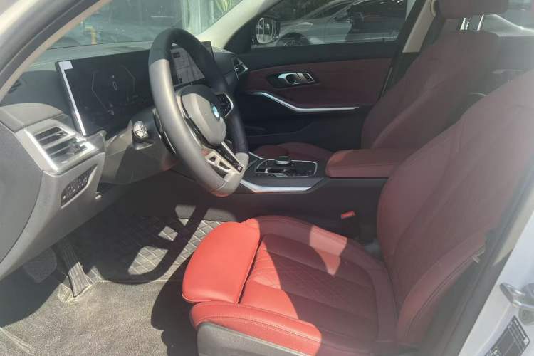 Used BMW 3 Series 2025 325Li M Sport Package Interior 1