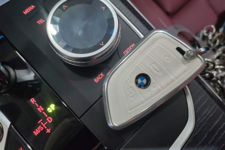 Used BMW 3 Series 2025 325Li M Sport Package Interior 1