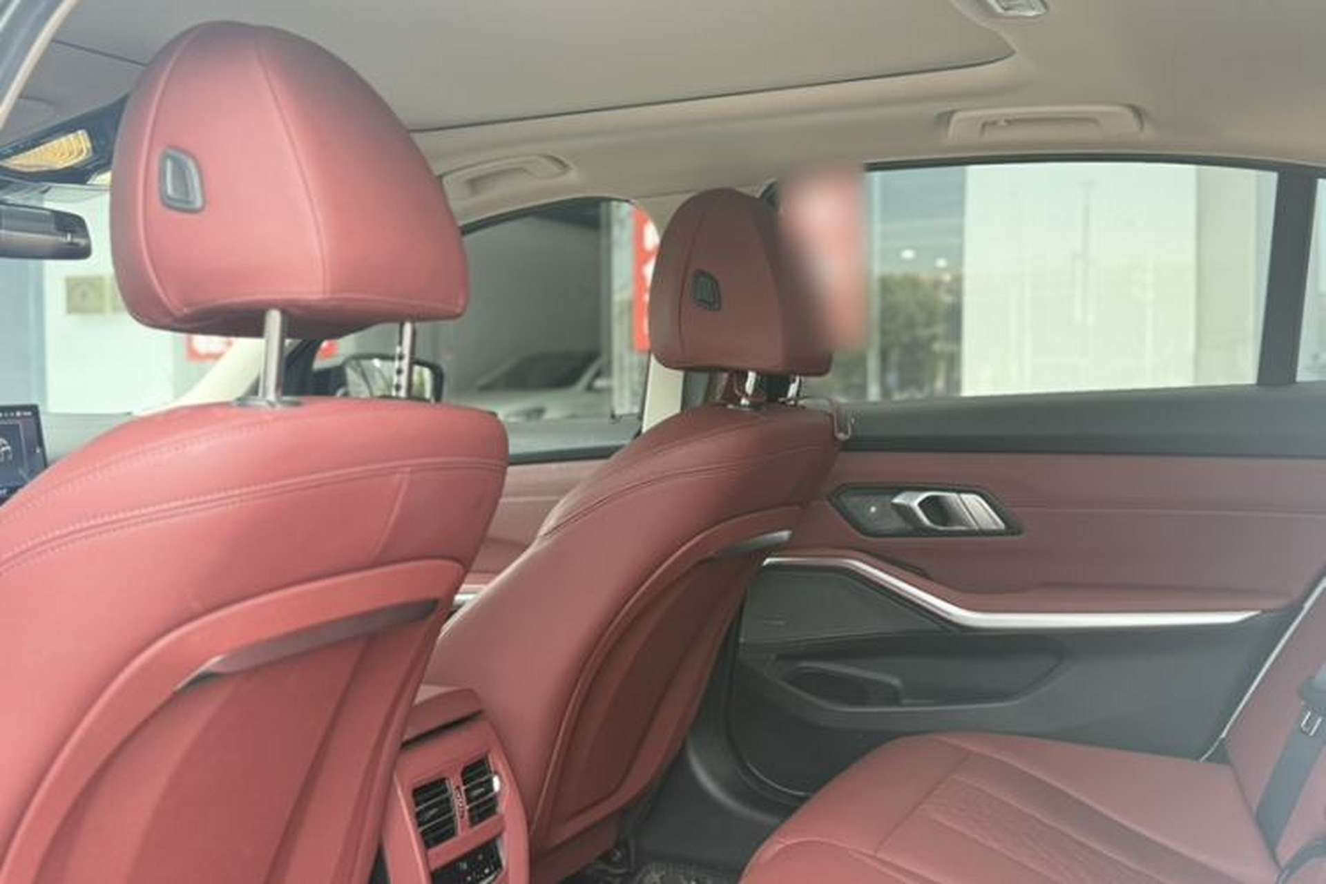 Used BMW 3 Series 2025 330Li M Sport Shadowline Package Interior 1