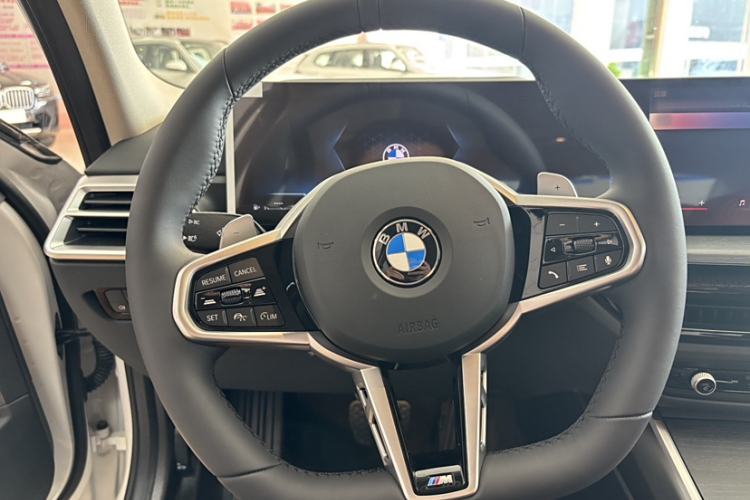 Used BMW 3 Series 2025 325Li M Sport Package Interior 2