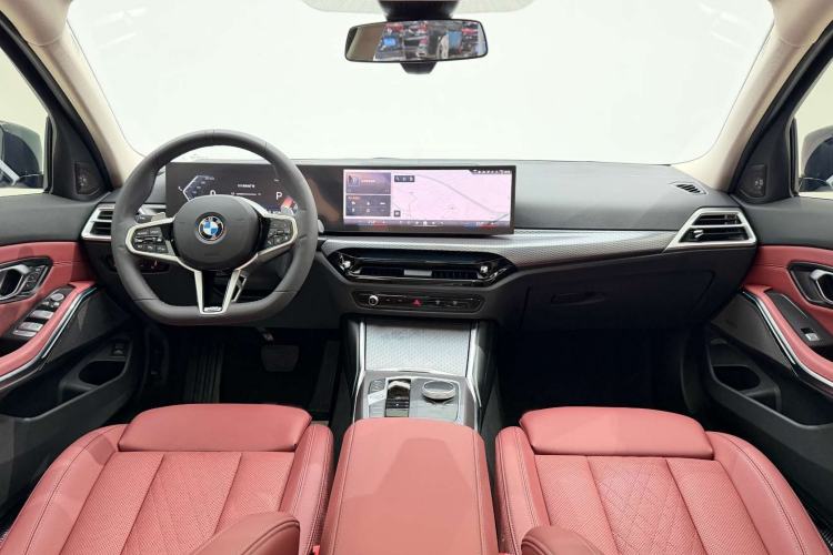 Used BMW 3 Series 2025 330Li M Sport Shadowline Package Interior 3