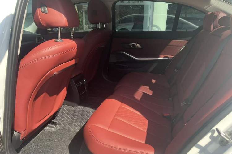 Used BMW 3 Series 2025 325Li M Sport Package Interior 5