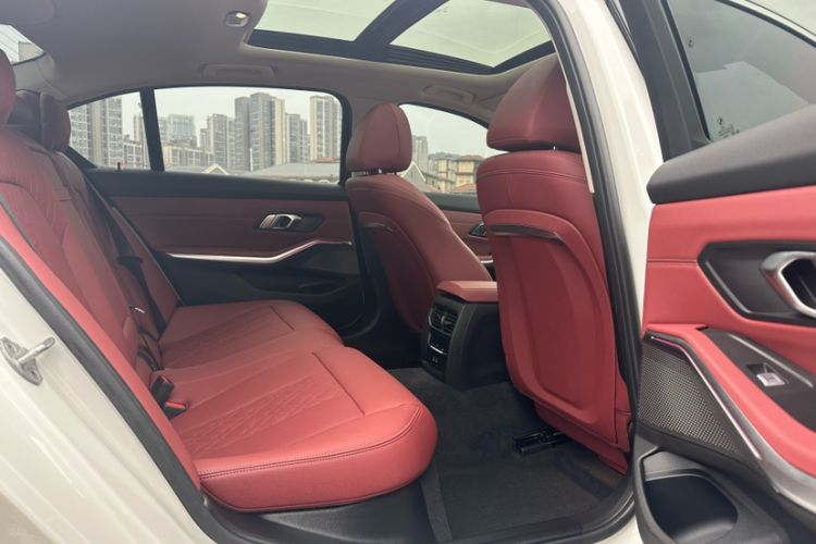 Used BMW 3 Series 2025 325Li M Sport Package Interior 5