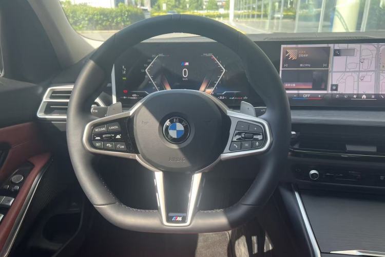 Used BMW 3 Series 2025 325Li M Sport Package Interior 6