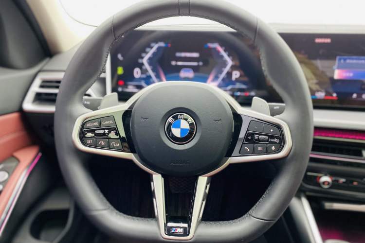 Used BMW 3 Series 2025 325i M Sport Package Interior 7