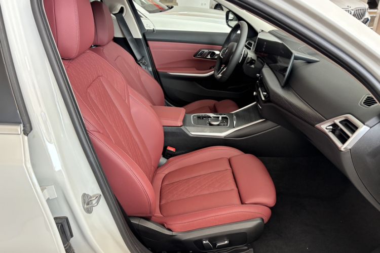 Used BMW 3 Series 2025 325Li M Sport Package Interior 8